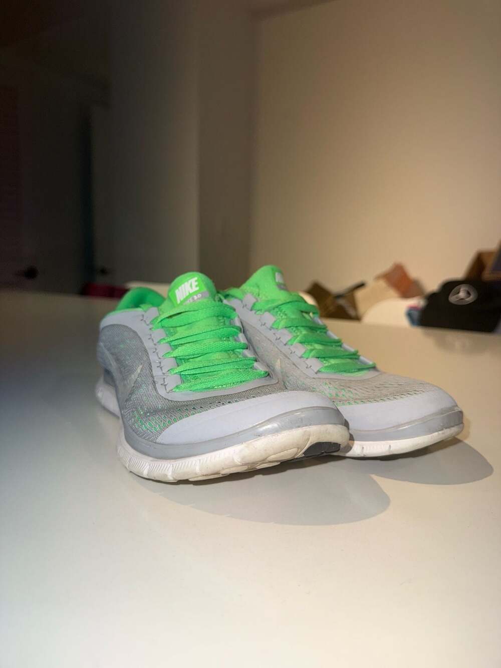 Nike Free 3.0 V5 Grey Neon Green Running Shoes Women's Size 7.5 - Picture 2 of 8